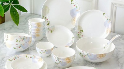 ✨ 놓치면 후회! 50% 할인 본차이나그릇세트 후기 🍽️